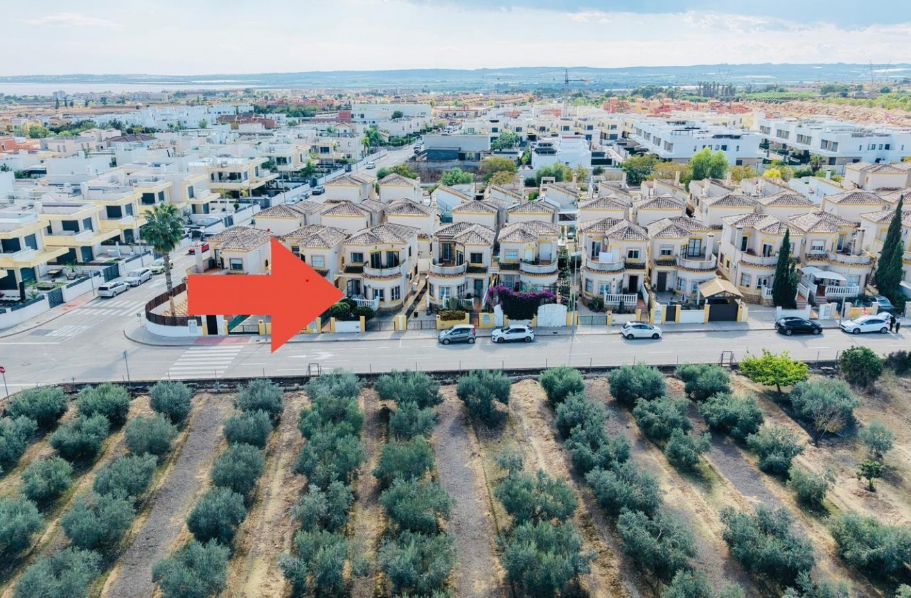 Resale - Villa - Los Montesinos - Costa Blanca