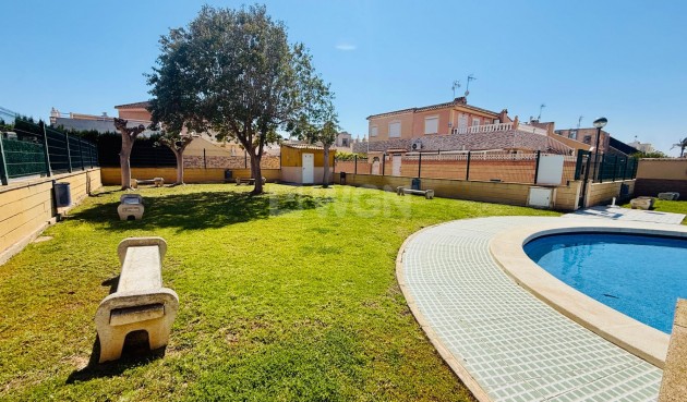 Reventa - Adosado - Torrevieja - Carrefour