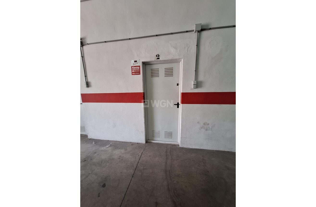 Odsprzedaż - Mieszkanie w bloku - Torrevieja - Estacion De Autobuses