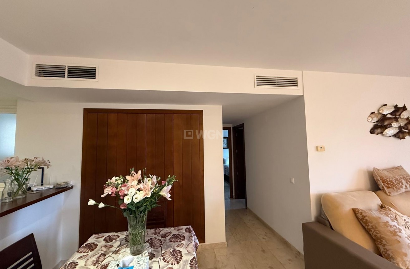 Odsprzedaż - Mieszkanie w bloku - Torrevieja - Punta Prima