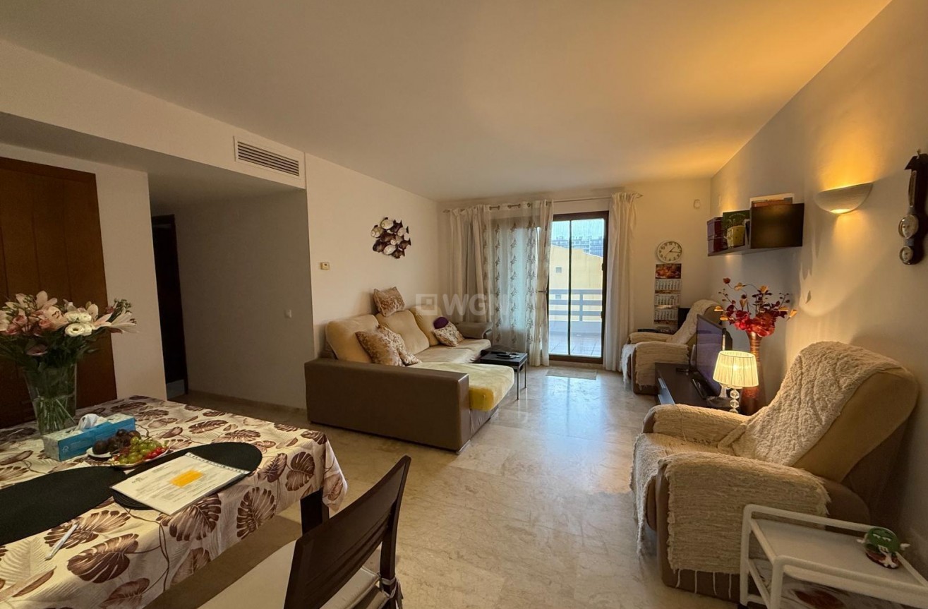 Odsprzedaż - Mieszkanie w bloku - Torrevieja - Punta Prima