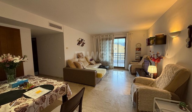 Odsprzedaż - Mieszkanie w bloku - Torrevieja - Punta Prima