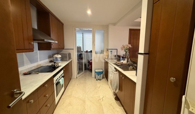 Odsprzedaż - Mieszkanie w bloku - Torrevieja - Punta Prima