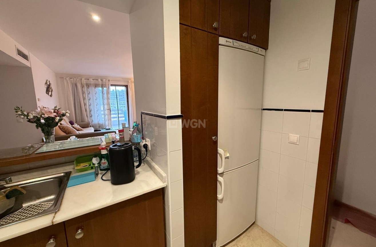 Odsprzedaż - Mieszkanie w bloku - Torrevieja - Punta Prima