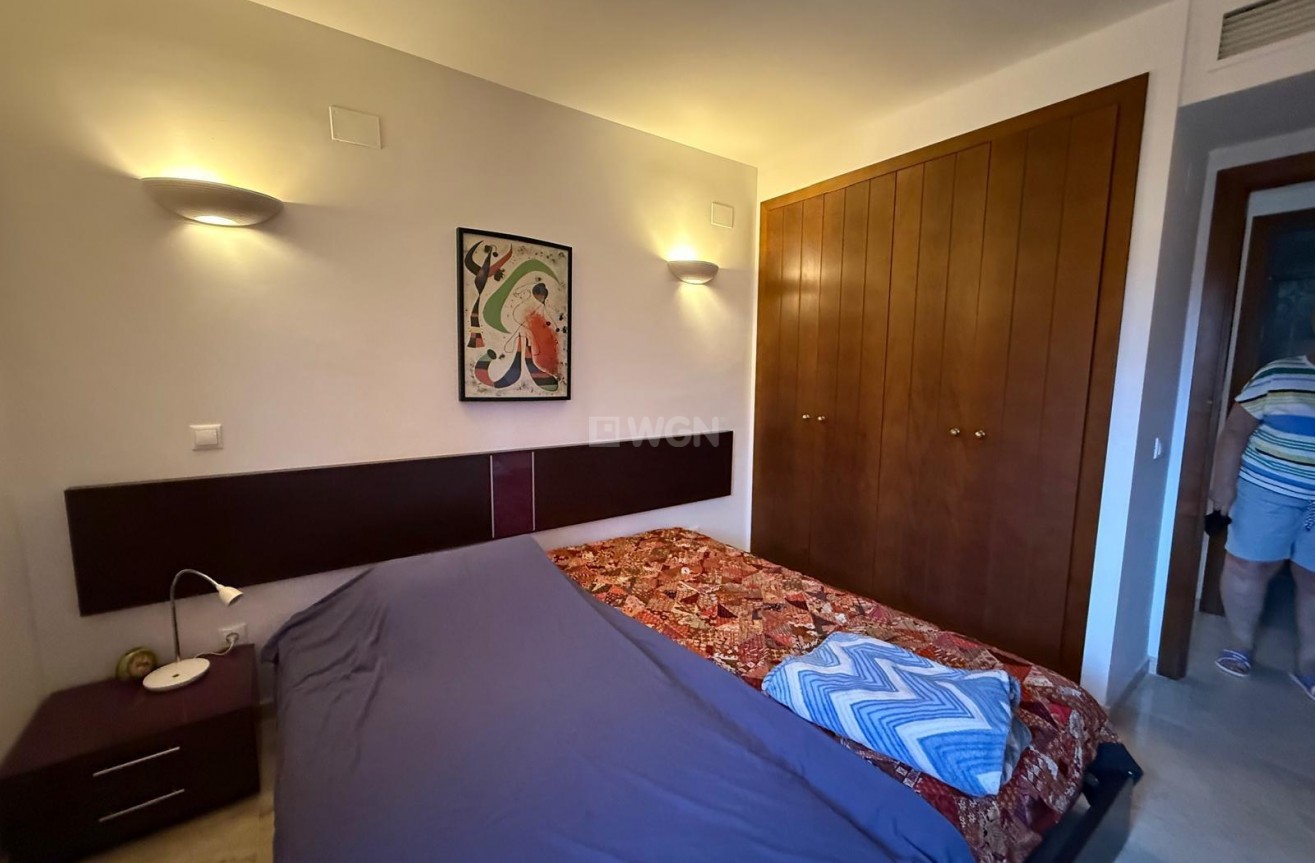 Odsprzedaż - Mieszkanie w bloku - Torrevieja - Punta Prima