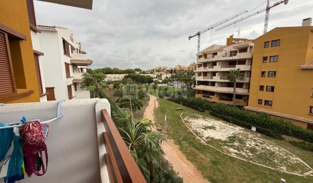 Odsprzedaż - Mieszkanie w bloku - Torrevieja - Punta Prima