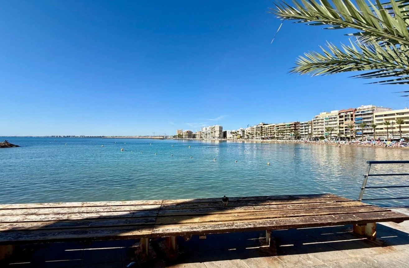 Reventa - Apartamento / piso - Torrevieja - Playa del Cura