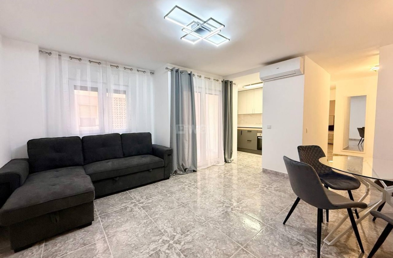 Reventa - Apartamento / piso - Torrevieja - Playa del Cura