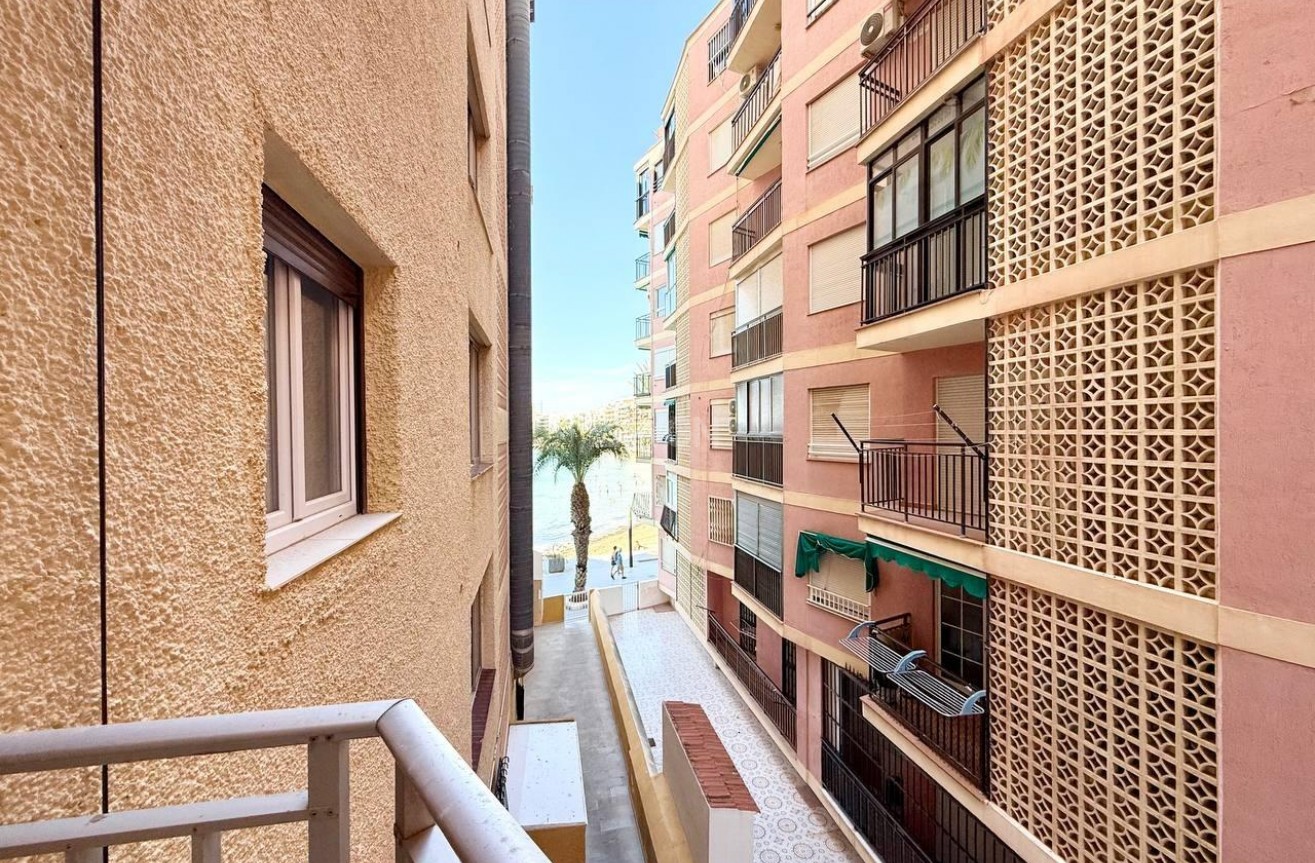 Reventa - Apartamento / piso - Torrevieja - Playa del Cura