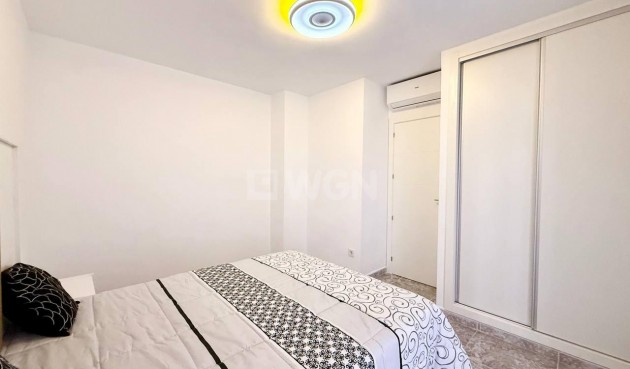 Reventa - Apartamento / piso - Torrevieja - Playa del Cura