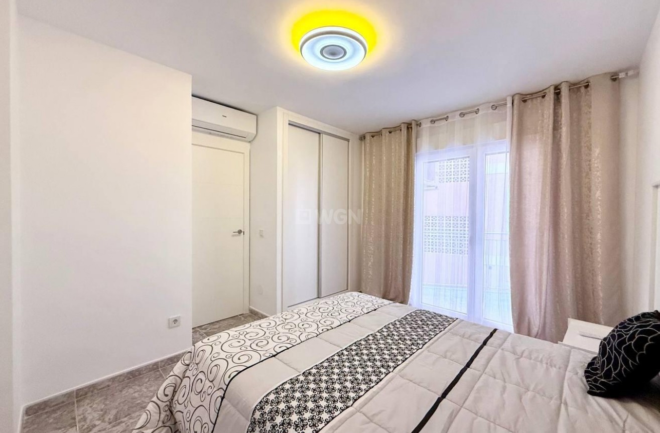 Reventa - Apartamento / piso - Torrevieja - Playa del Cura