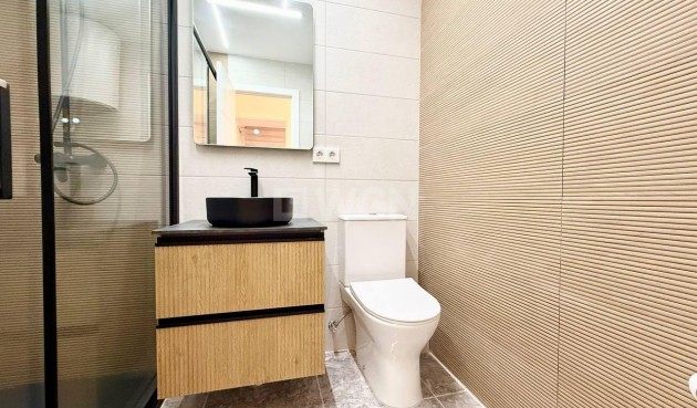 Reventa - Apartamento / piso - Torrevieja - Playa del Cura