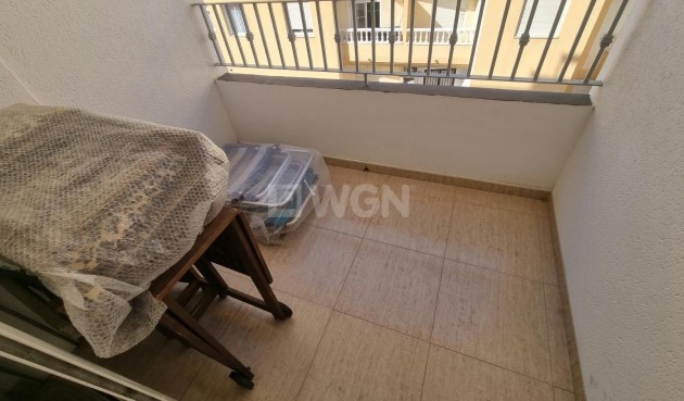 Odsprzedaż - Mieszkanie w bloku - Torrevieja - Centro