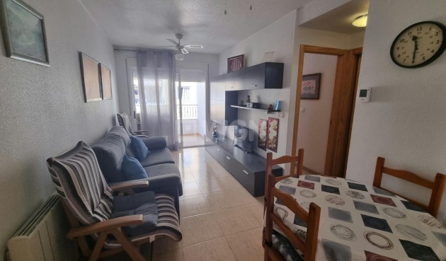 Odsprzedaż - Mieszkanie w bloku - Torrevieja - Centro