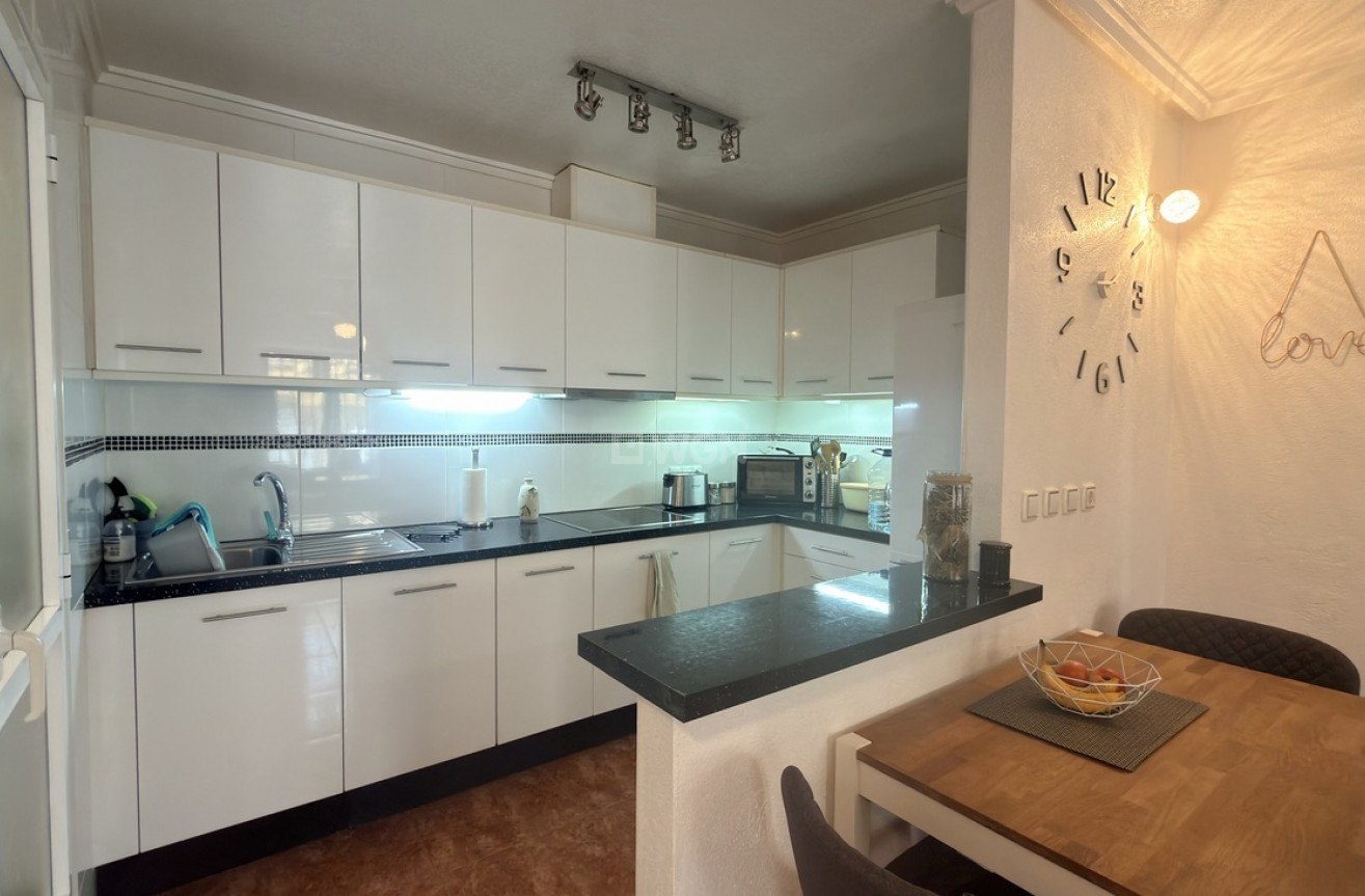 Odsprzedaż - Villa - Villamartin - Costa Blanca