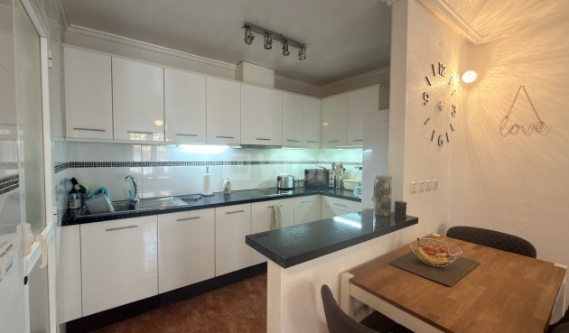 Odsprzedaż - Villa - Villamartin - Costa Blanca