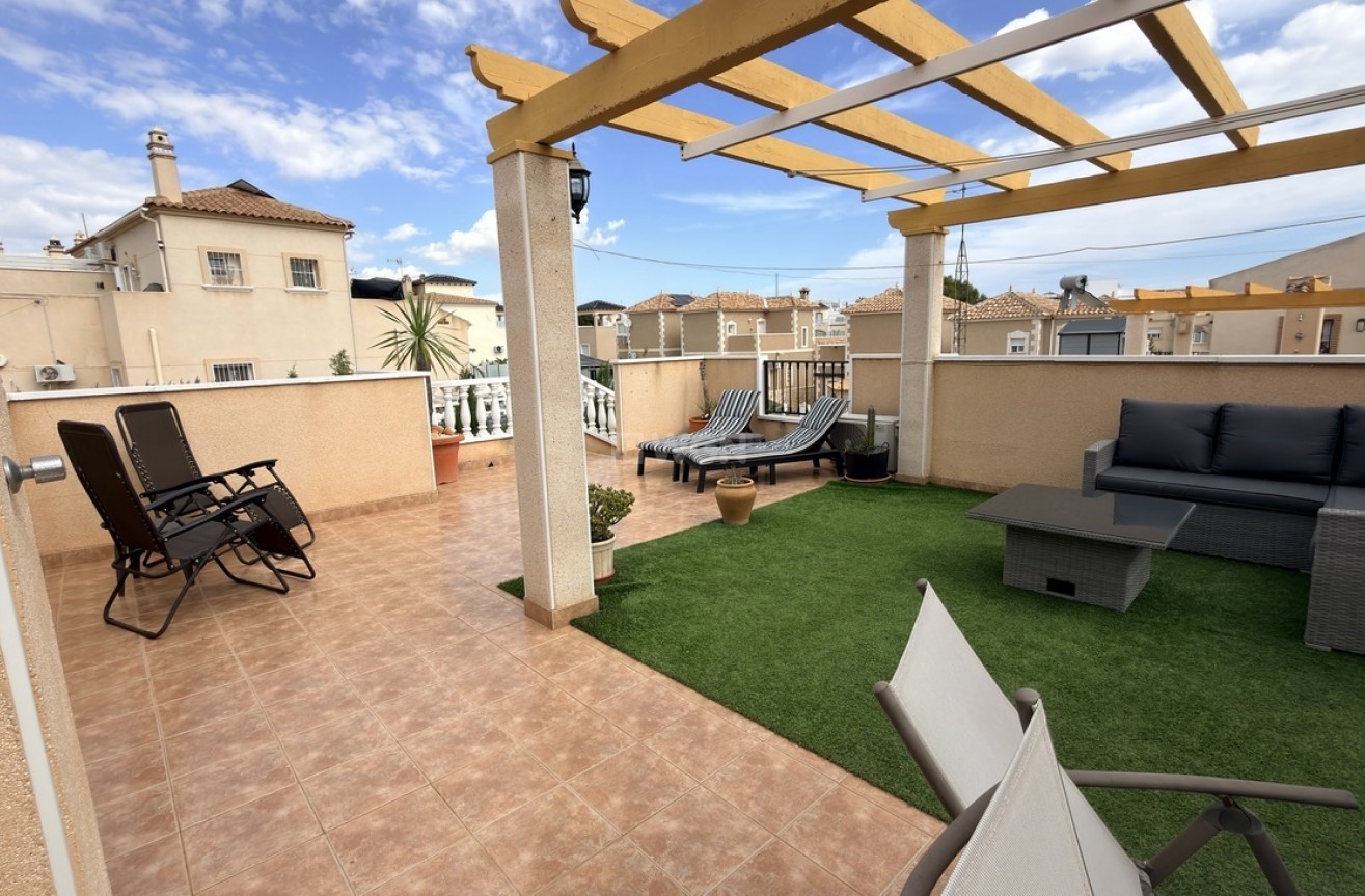 Odsprzedaż - Villa - Villamartin - Costa Blanca