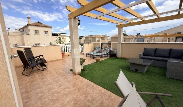 Odsprzedaż - Villa - Villamartin - Costa Blanca