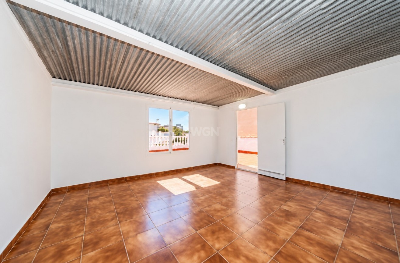 Resale - Townhouse - Pilar de la Horadada - Costa Blanca