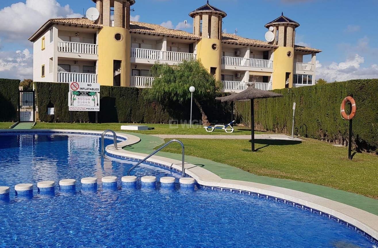 Wiederverkauf - Wohnung - Orihuela Costa - Costa Blanca