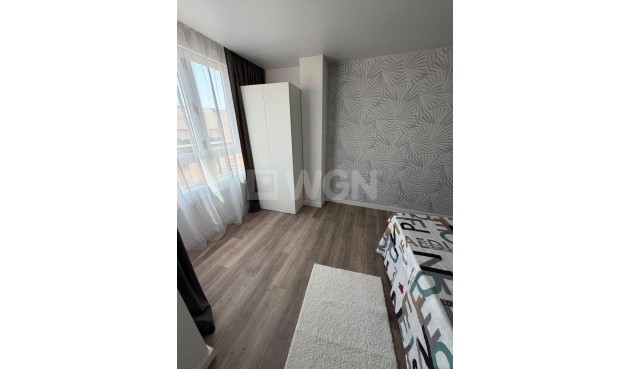 Odsprzedaż - Mieszkanie w bloku - Torrevieja - Centro