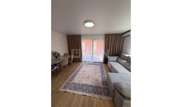 Resale - Apartment / flat - Torrevieja - Playa de los Locos