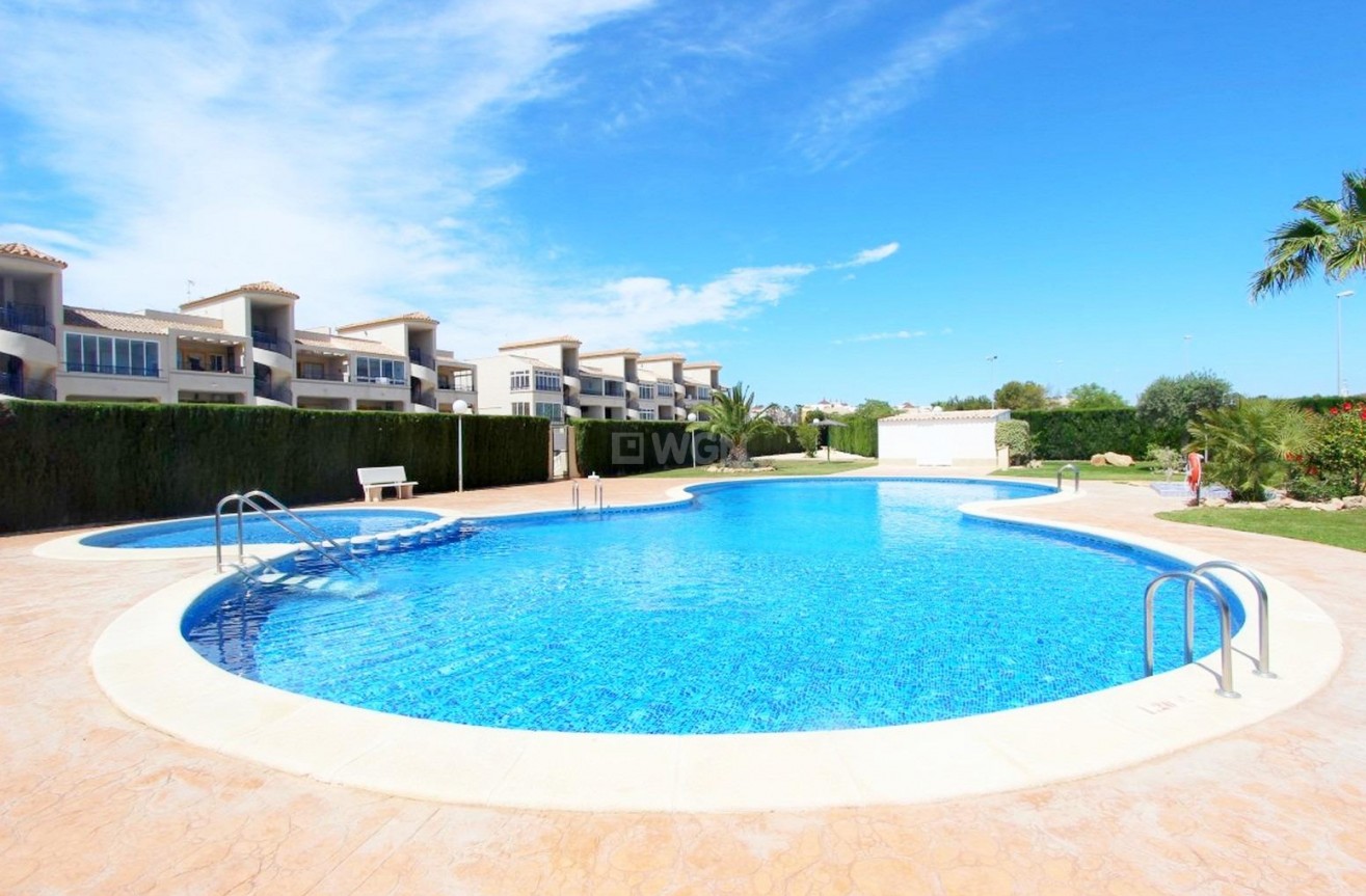Odsprzedaż - Mieszkanie w bloku - Orihuela Costa - Punta Prima