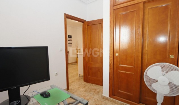 Odsprzedaż - Mieszkanie w bloku - Orihuela Costa - Punta Prima