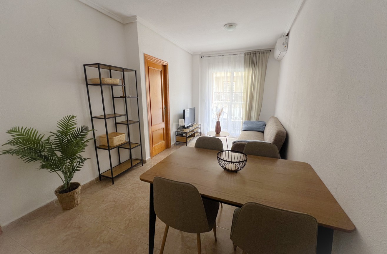 Reventa - Apartamento / piso - Torrevieja - Costa Blanca