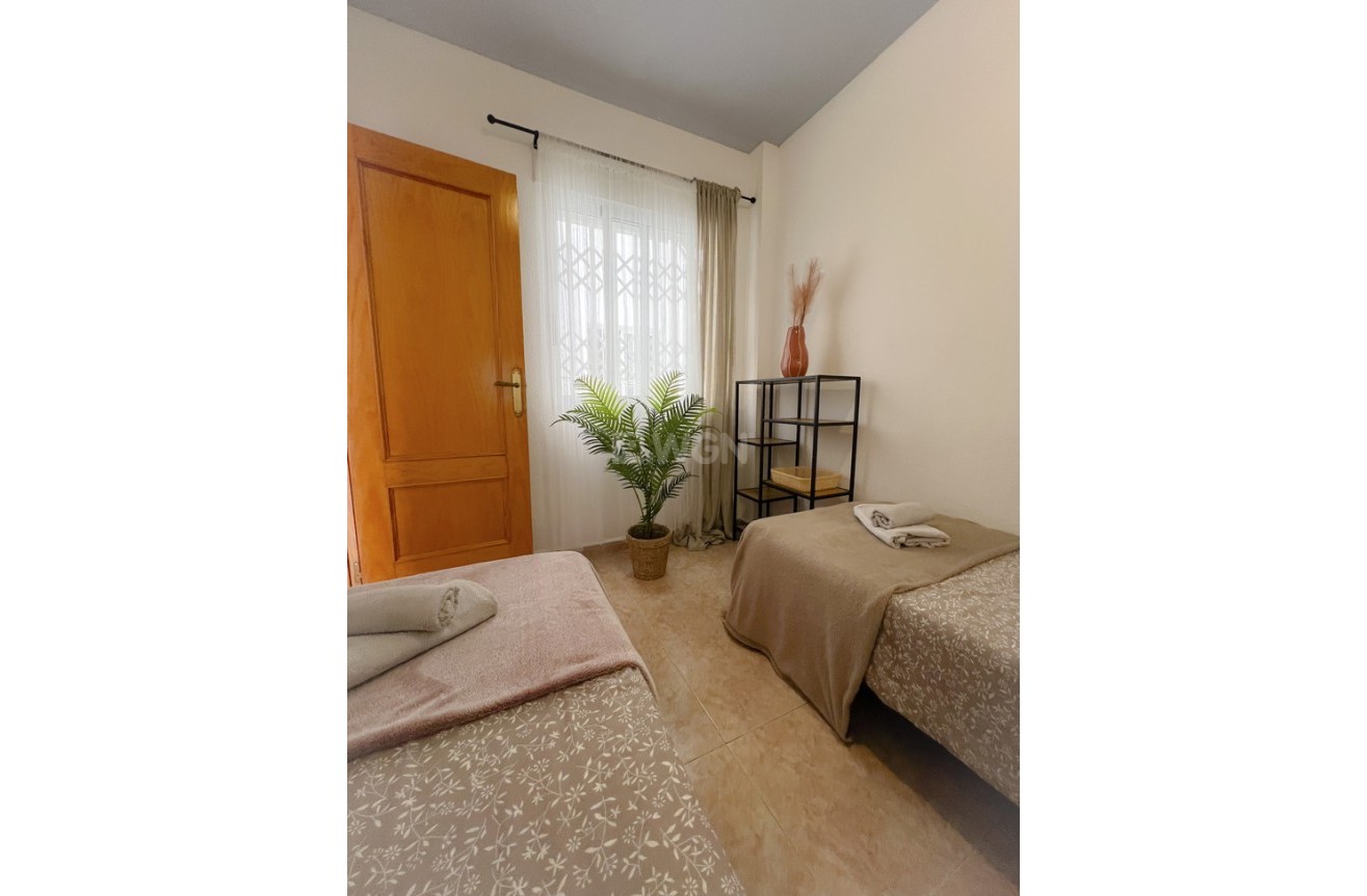 Reventa - Apartamento / piso - Torrevieja - Costa Blanca