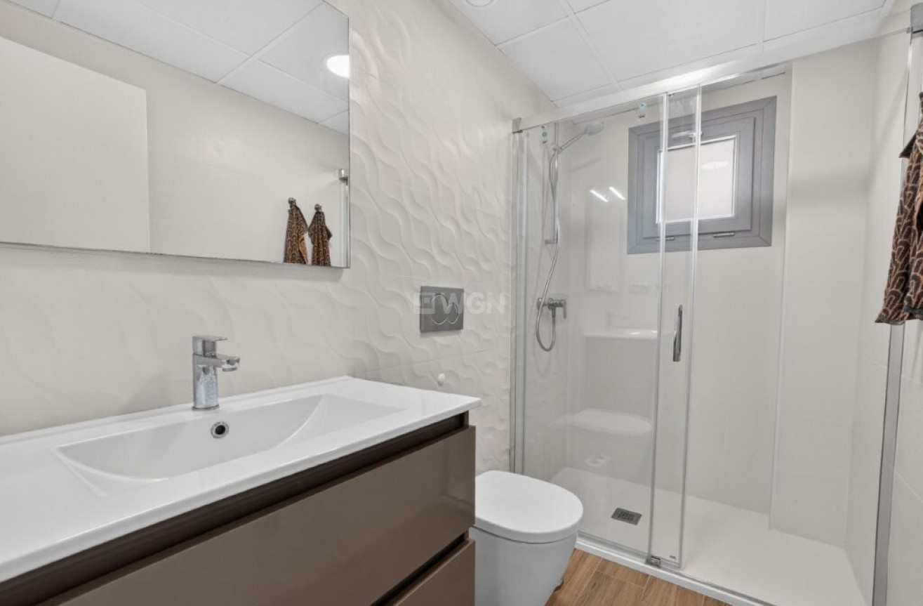 Odsprzedaż - Villa - Torrevieja - La Veleta