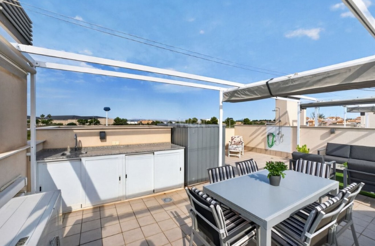 Odsprzedaż - Villa - Torrevieja - La Veleta