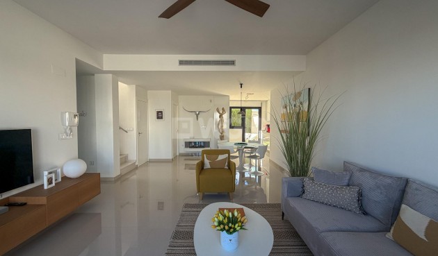 Odsprzedaż - Villa - San Miguel de Salinas - Bellavista