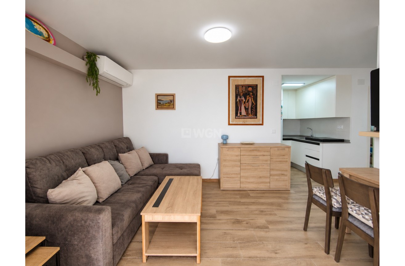 Odsprzedaż - Mieszkanie w bloku - Torrevieja - Costa Blanca