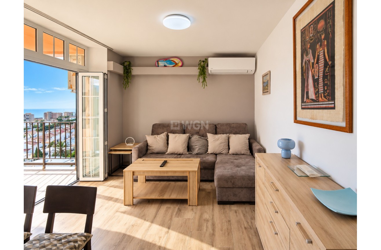 Odsprzedaż - Mieszkanie w bloku - Torrevieja - Costa Blanca