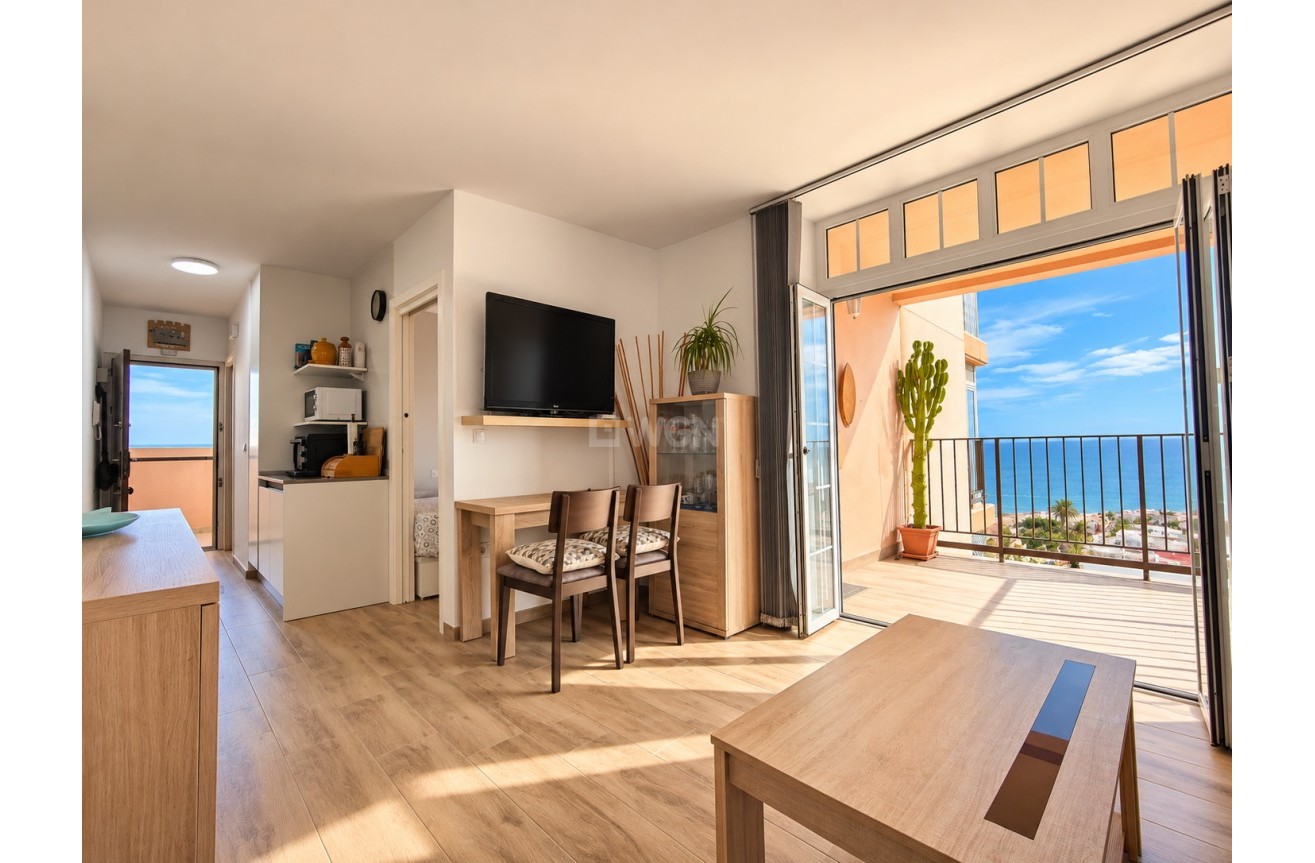 Odsprzedaż - Mieszkanie w bloku - Torrevieja - Costa Blanca