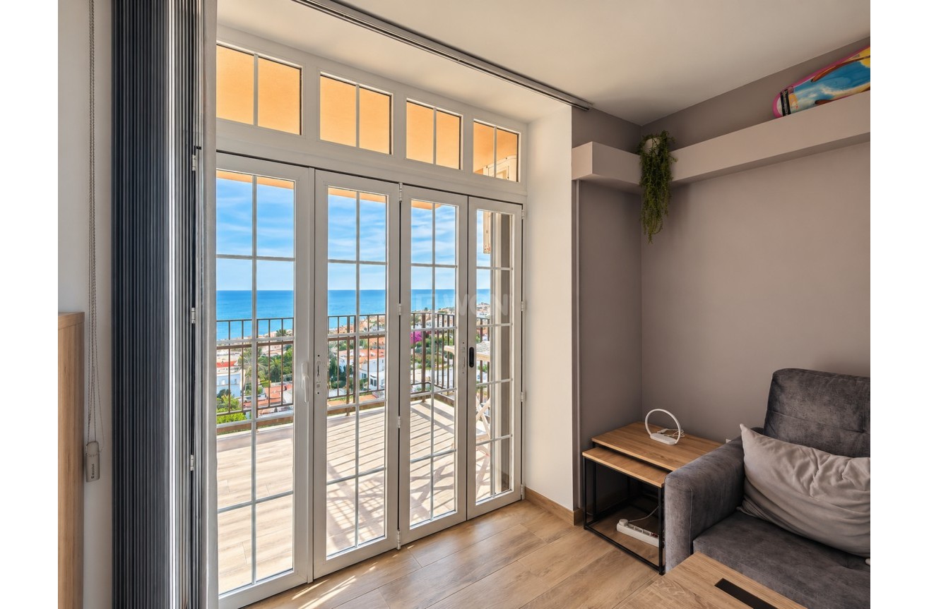 Odsprzedaż - Mieszkanie w bloku - Torrevieja - Costa Blanca