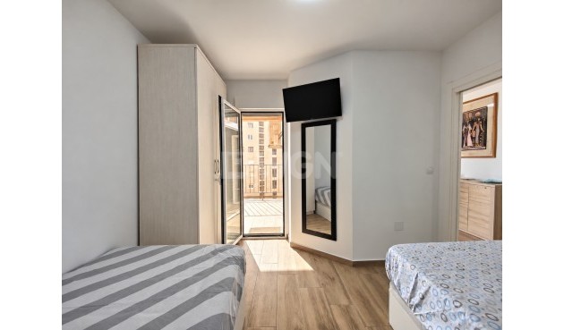 Odsprzedaż - Mieszkanie w bloku - Torrevieja - Costa Blanca