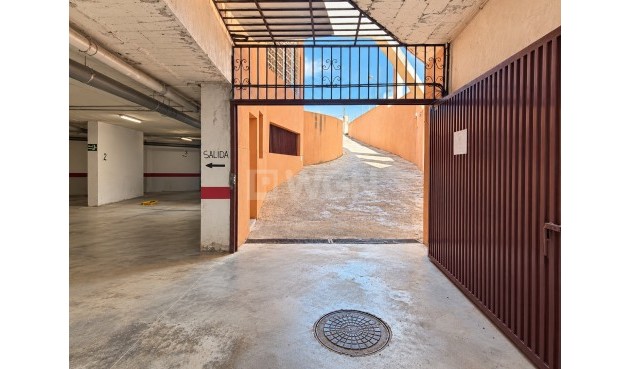 Odsprzedaż - Mieszkanie w bloku - Torrevieja - Costa Blanca