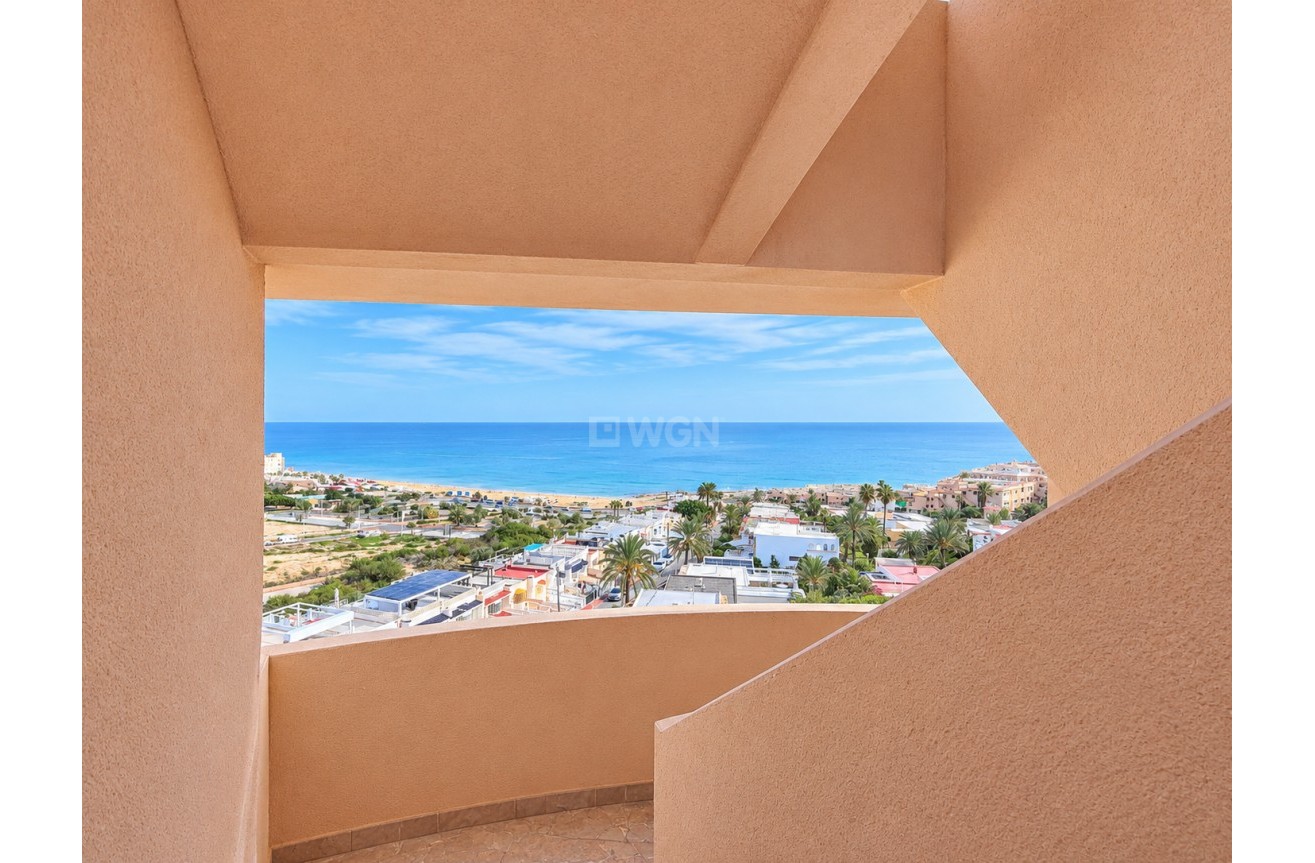 Odsprzedaż - Mieszkanie w bloku - Torrevieja - Costa Blanca
