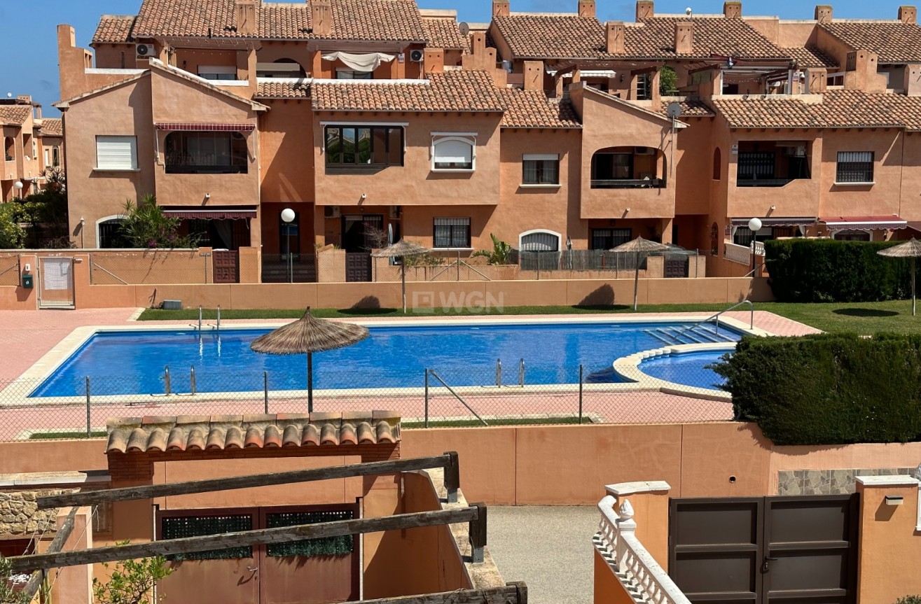 Odsprzedaż - Mieszkanie w bloku - Torrevieja - Costa Blanca