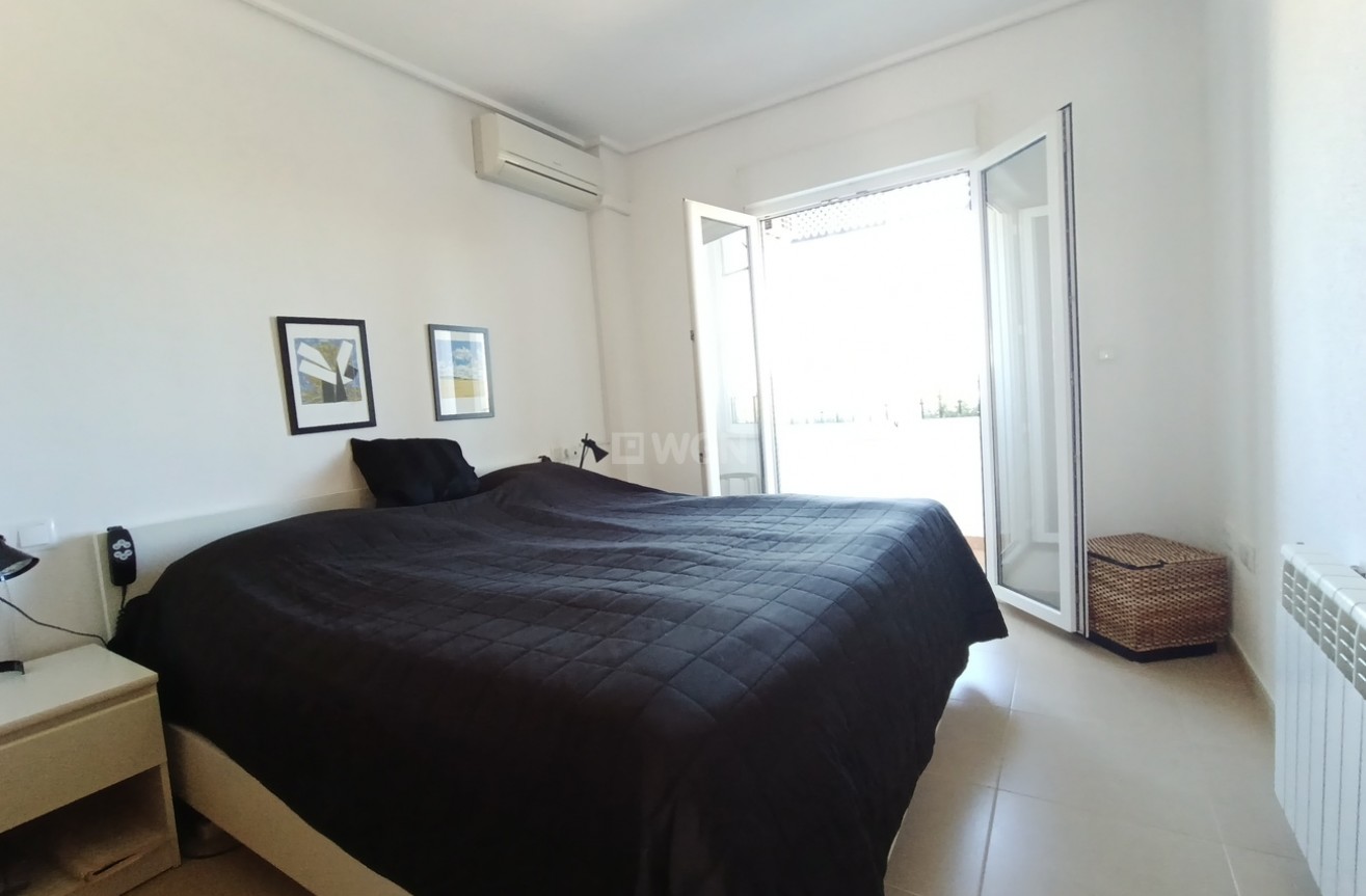 Odsprzedaż - Mieszkanie w bloku - Hacienda Riquelme Golf Resort - Inland