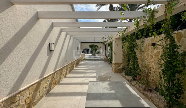 Odsprzedaż - Villa - Orihuela - Inland