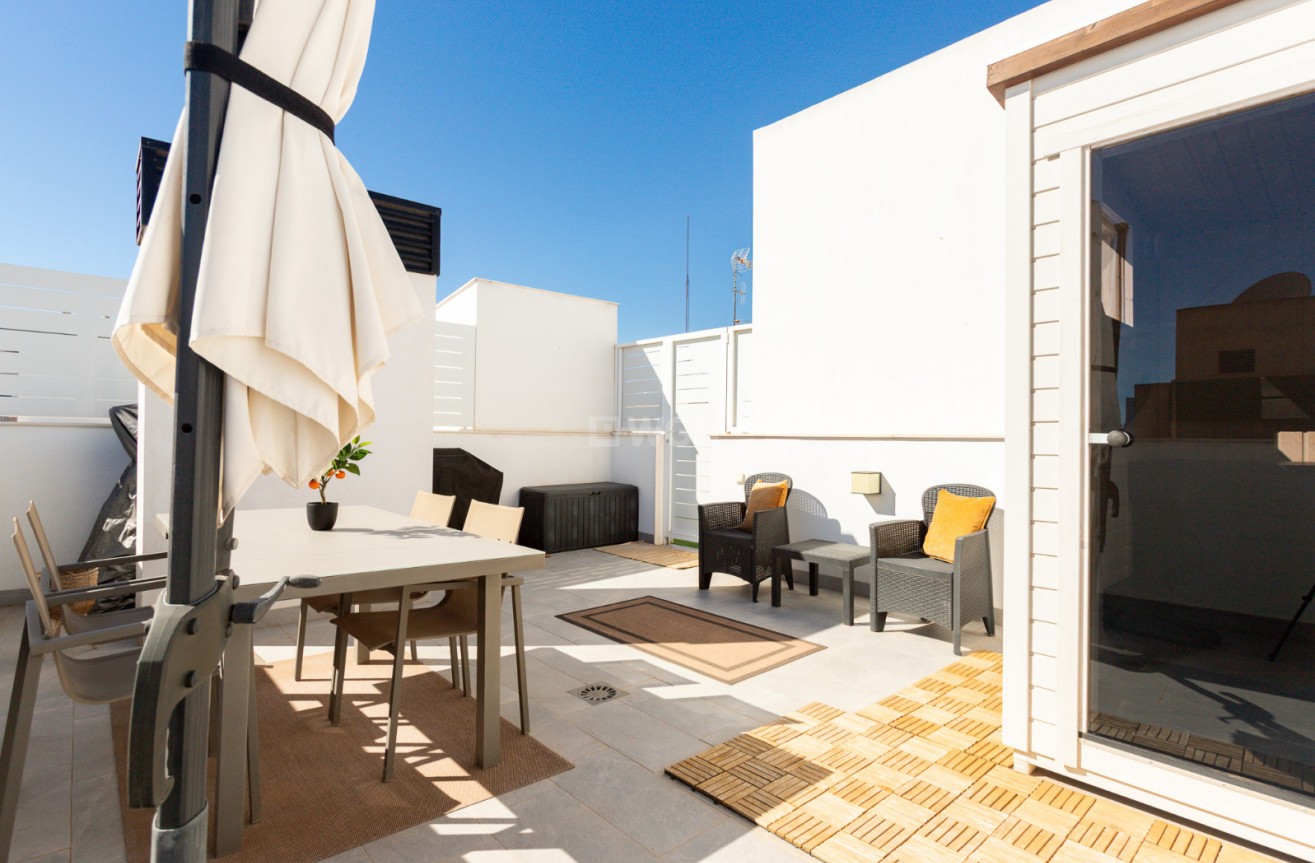 Odsprzedaż - Mieszkanie w bloku - Torrevieja - Costa Blanca