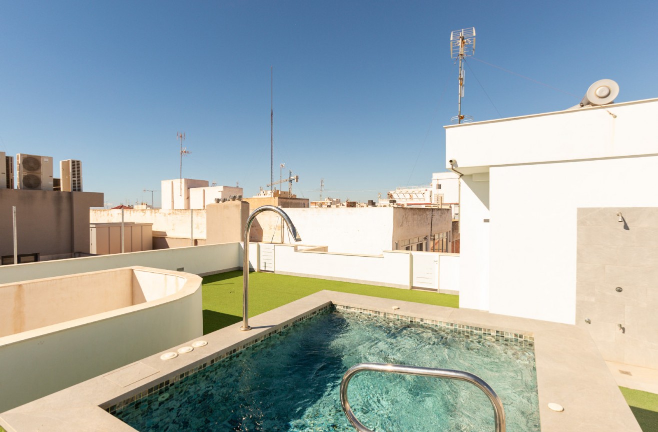 Odsprzedaż - Mieszkanie w bloku - Torrevieja - Costa Blanca