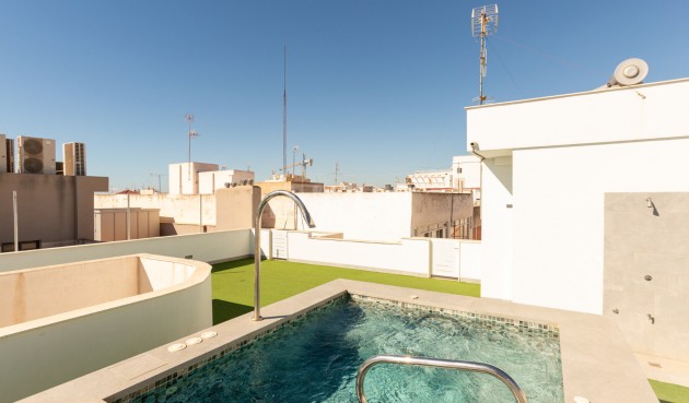 Odsprzedaż - Mieszkanie w bloku - Torrevieja - Costa Blanca