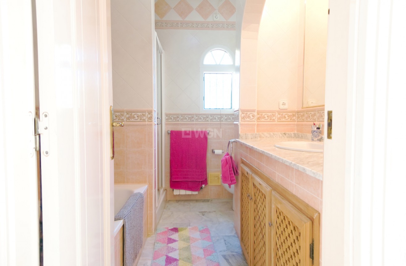 Odsprzedaż - Villa - Las Ramblas Golf - Costa Blanca