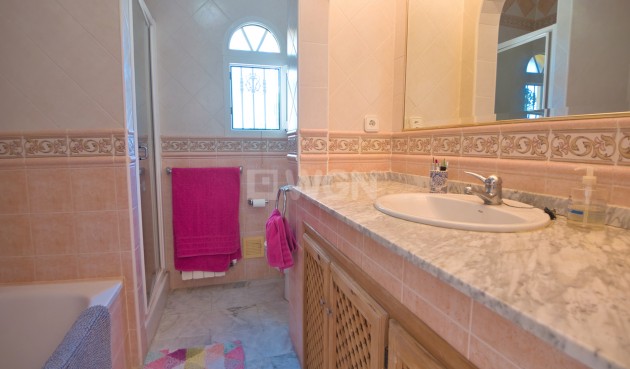 Odsprzedaż - Villa - Las Ramblas Golf - Costa Blanca