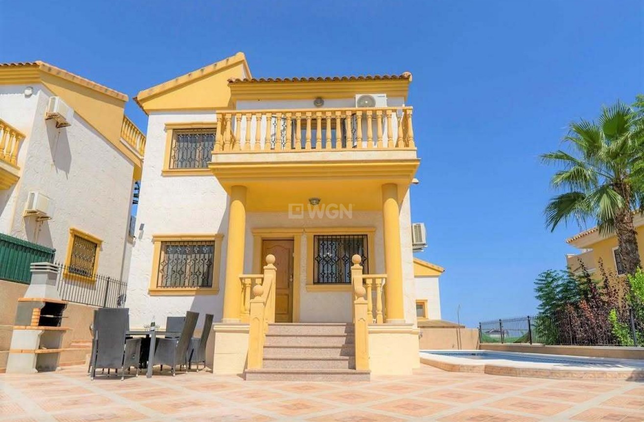 Odsprzedaż - Villa - Villamartin - Las Filipinas