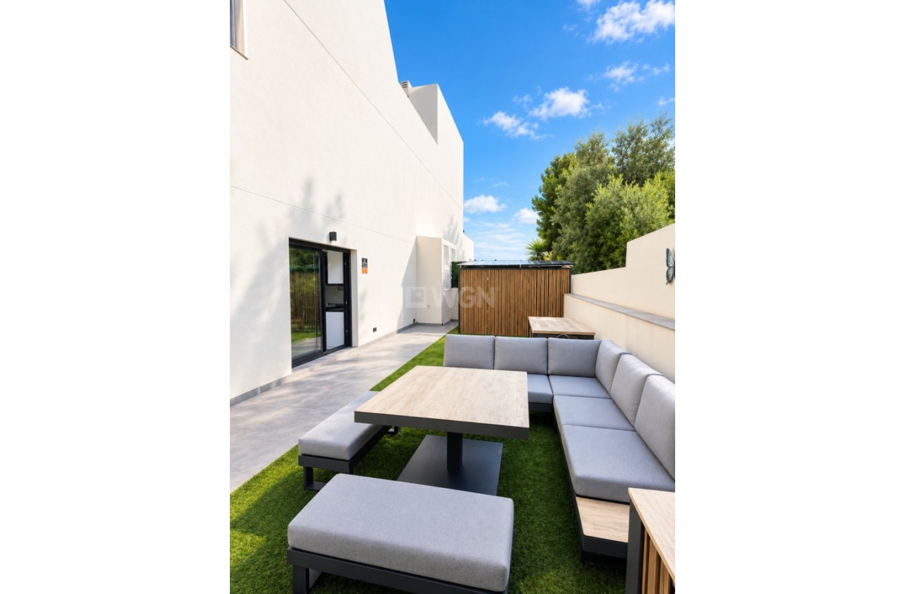 Odsprzedaż - Villa - Villamartin - Costa Blanca